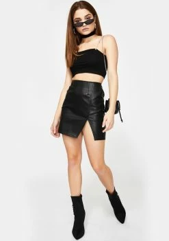 Momokrom Pearl Chain Crop Top 8 Momokrom Pearl Chain Crop Top